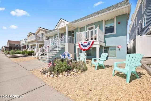 803 Ocean Avenue N - Photo 1