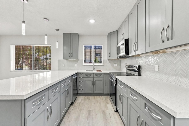 4952 Nw 21st Avenue - Photo 1