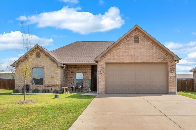 129 Oak Springs Loop - Photo 1