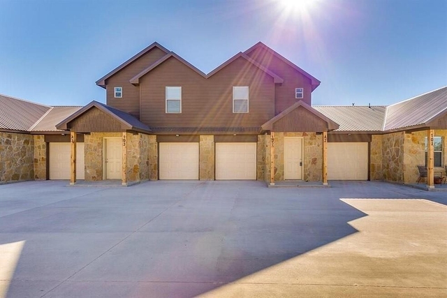 120 Ridgmar Drive - Photo 1