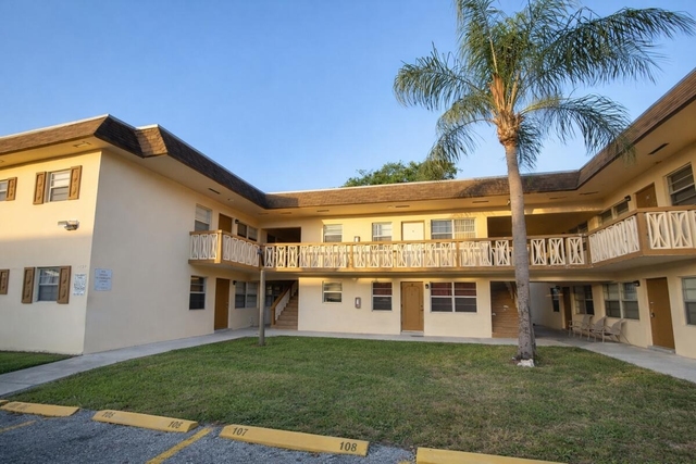 3721 Sw 59th Terrace - Photo 1