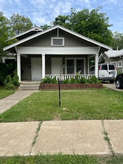 5721 Victor Street - Photo 1