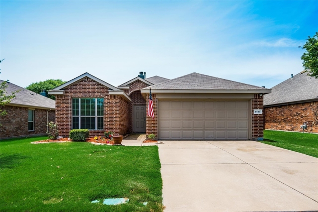 1512 Syracuse Drive - Photo 1