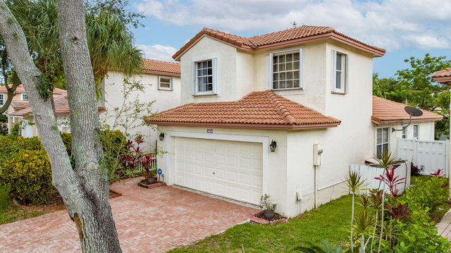 6242 Nw 38th Drive - Photo 1