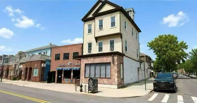 20-23 College Point Boulevard - Photo 1
