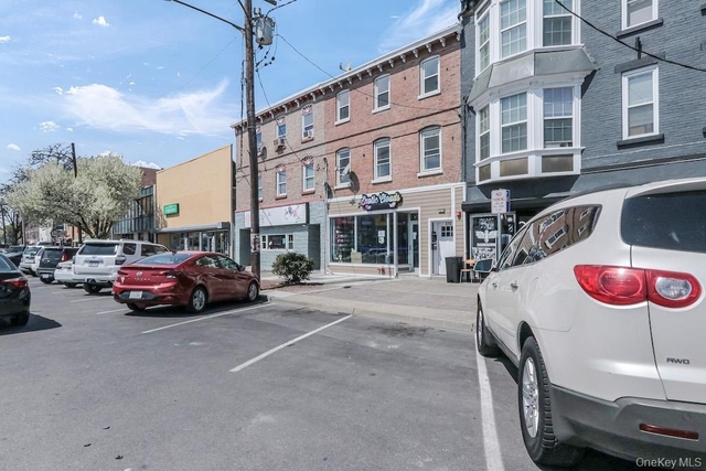 370 Broadway - Photo 1