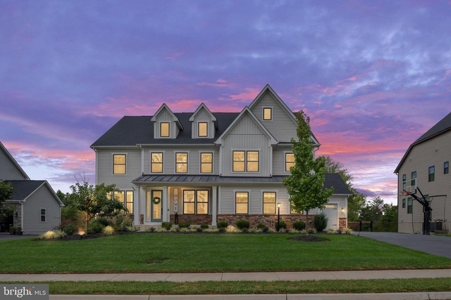7082 Saint Hill Court - Photo 1