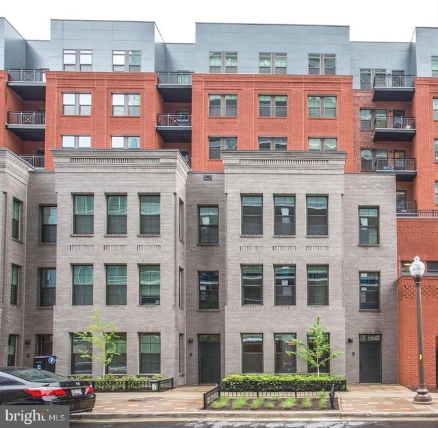 1411 Key Boulevard - Photo 1