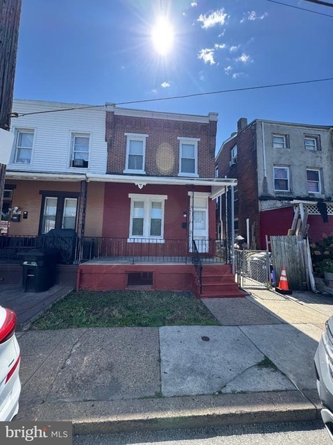 2042 Cemetery Avenue - Photo 1