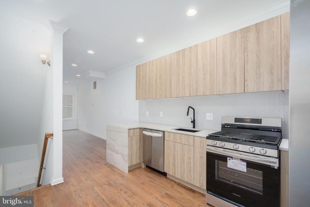1014 S Cleveland Street - Photo 1