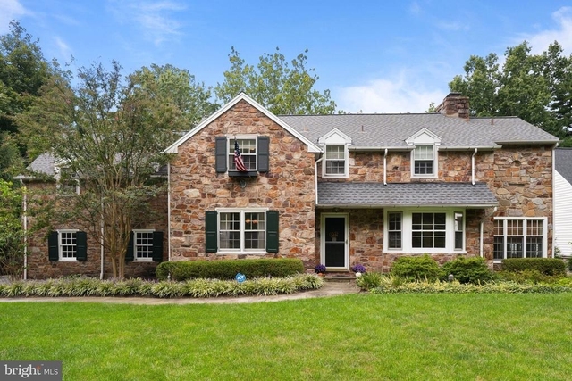 507 Meadowbrook Circle - Photo 1
