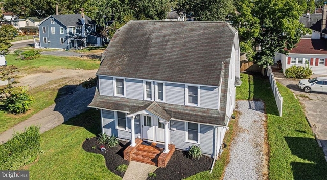 108 Vine Street - Photo 1