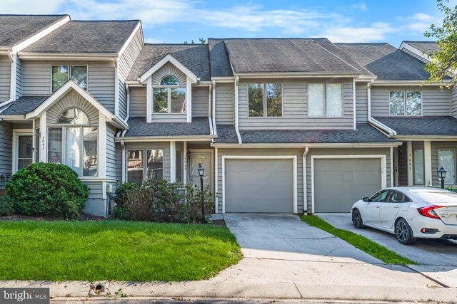 5095 Columbia Road - Photo 1
