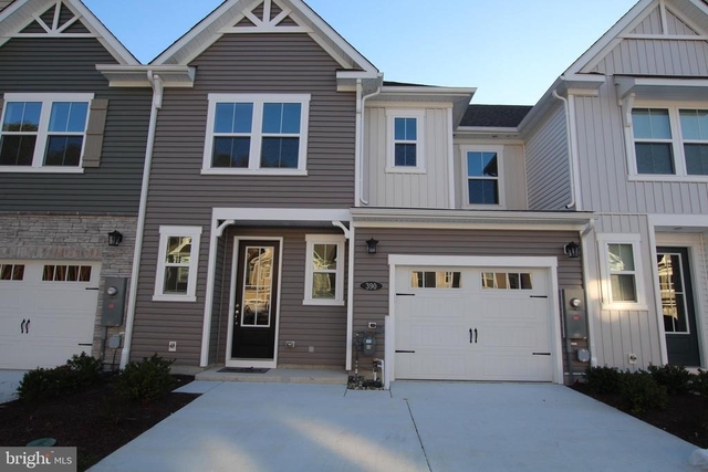 390 Scranton Lane - Photo 1