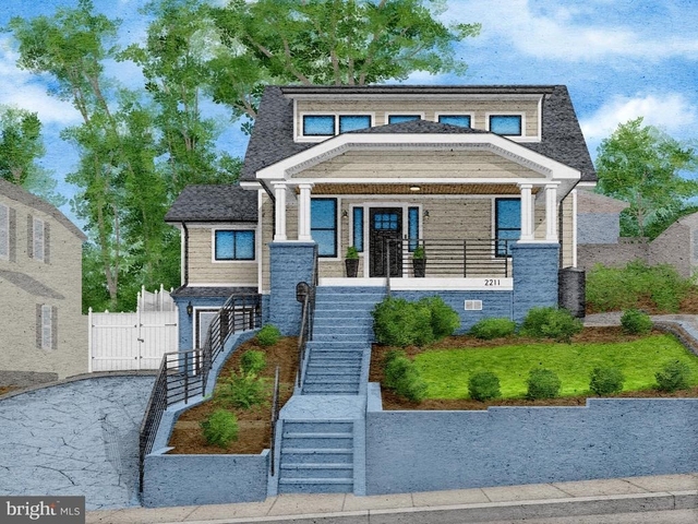 2211 Franklin Street Ne - Photo 1