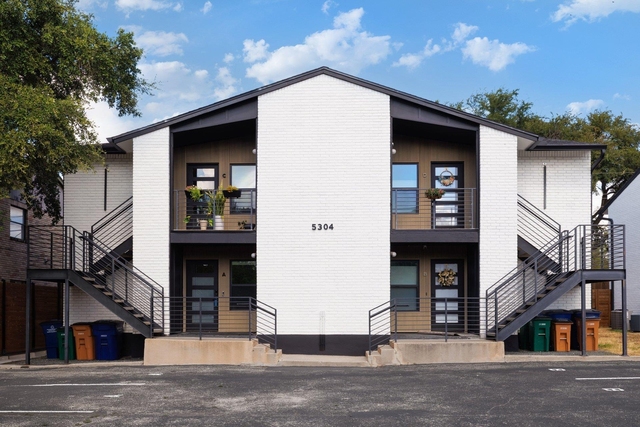 5304 Saint Georges Grn - Photo 1