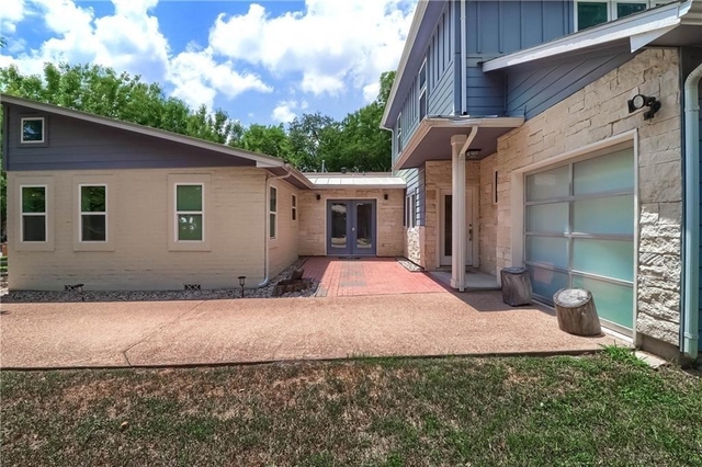 900 Capitol Ct - Photo 1