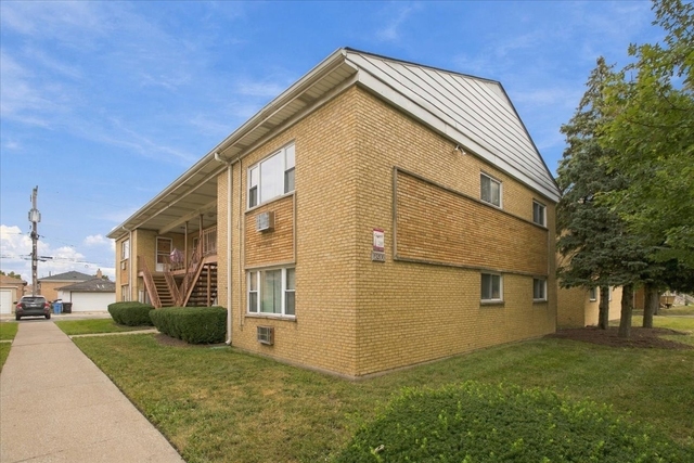 6206 W 64th Place - Photo 1