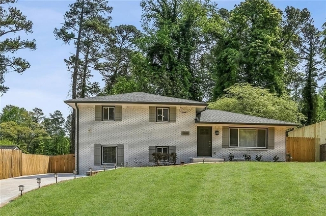 1888 La Mesa - Photo 1