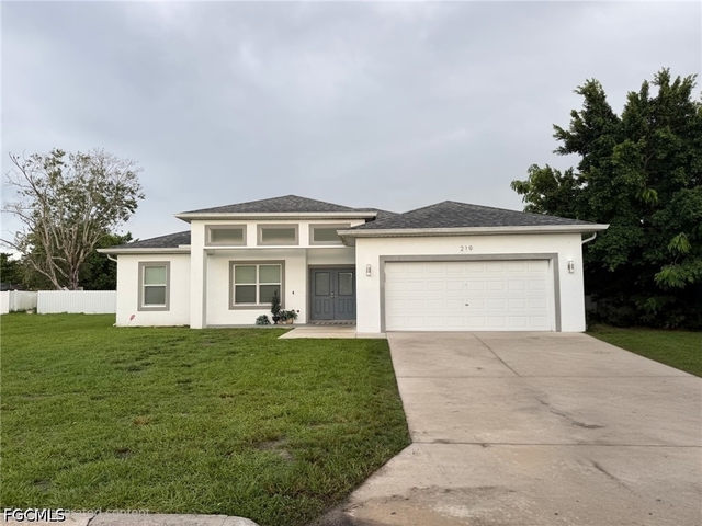 219 Idleview Avenue - Photo 1