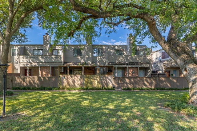 1625 Prairie Grove Drive - Photo 1