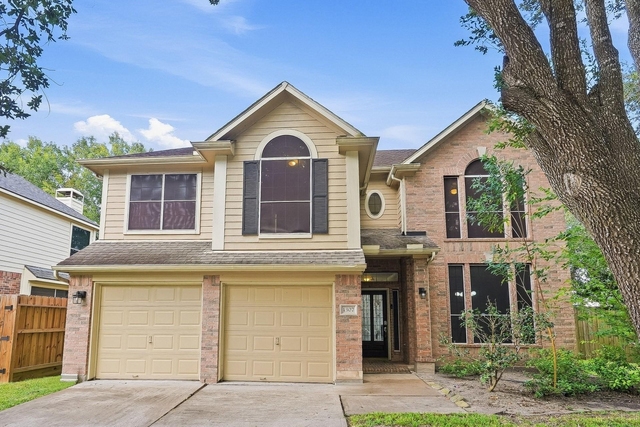 1307 Sandpiper Court S - Photo 1