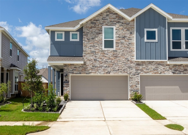 12523 Alligator Lake Court - Photo 1