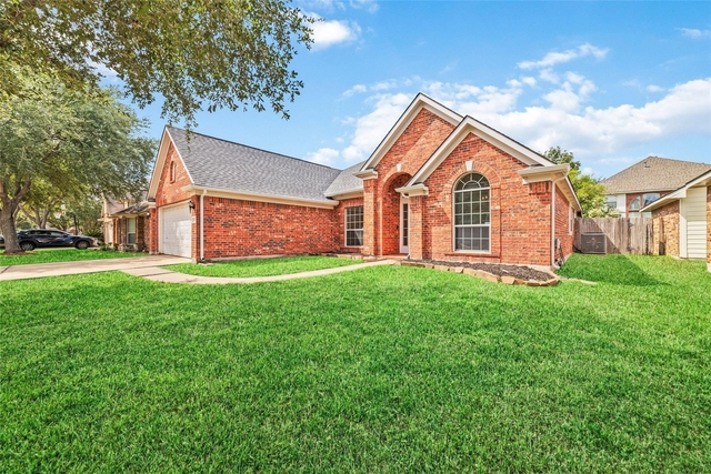 7606 Brighton Knolls Lane - Photo 1