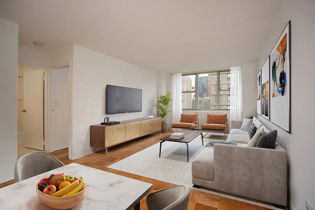154 East 29th Street - Photo 1