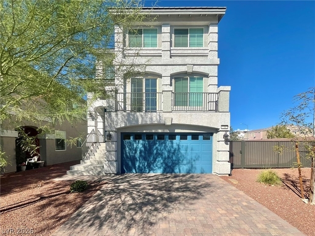 7707 Liberty Falls Street - Photo 1