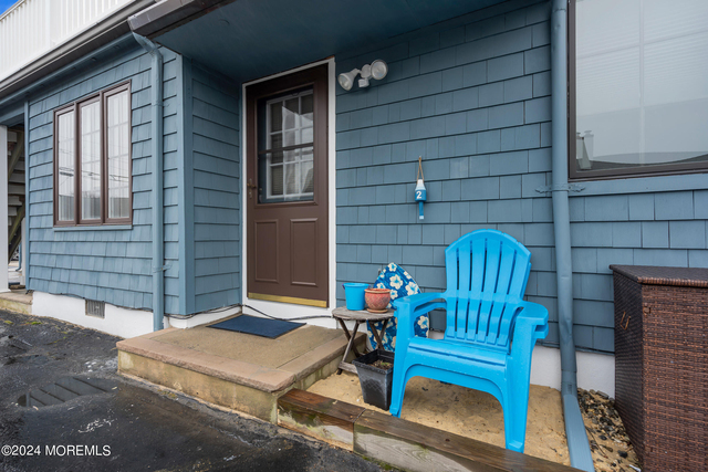 1605 Grand Central Avenue - Photo 1