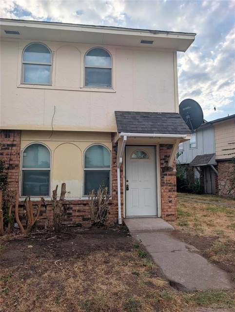 850 Greenvale Road - Photo 1