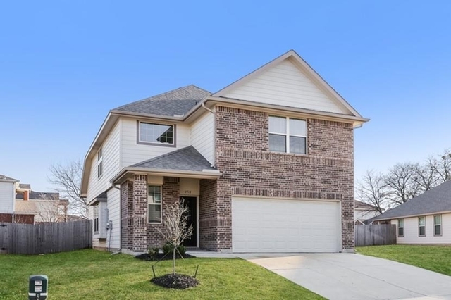 2713 Bear Oak Drive - Photo 1