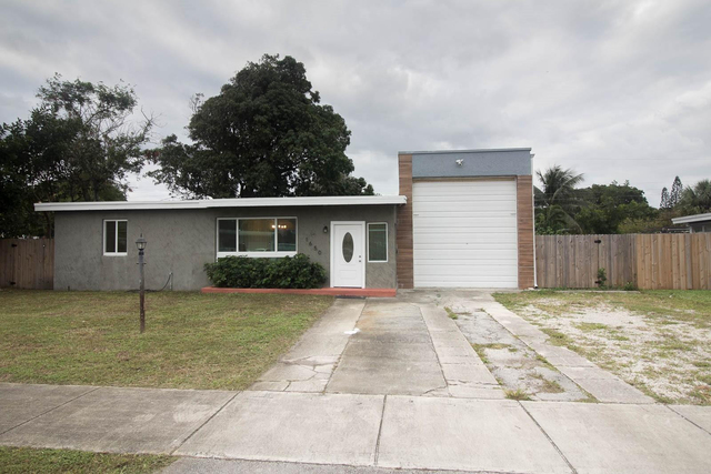 1650 Ne 44th Street - Photo 1