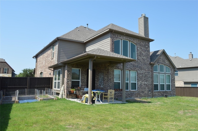 2721 Hammock Lake Drive - Photo 1