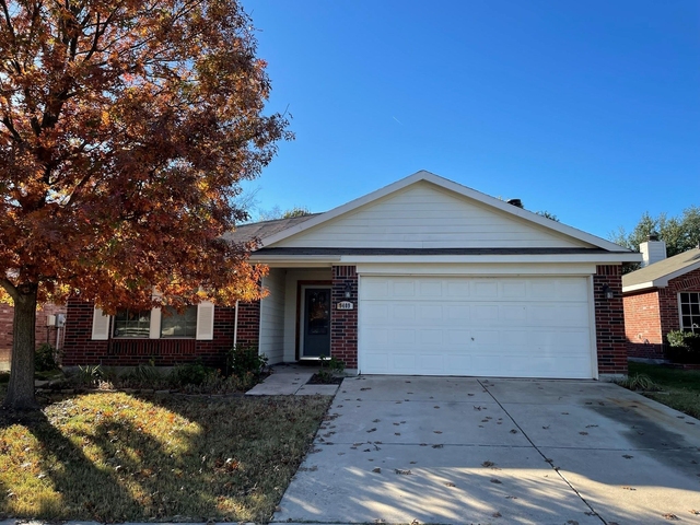 9409 Goldenview Drive - Photo 1