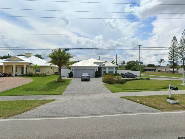 2902 Sw Savona Boulevard - Photo 1