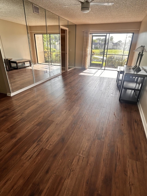 2481 Ne Collins Circle - Photo 1