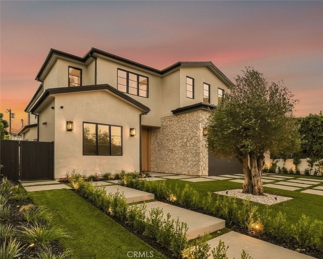 16658 Addison - Photo 1