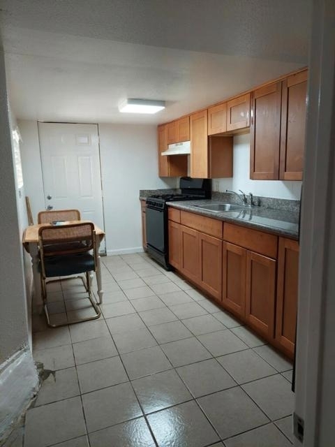 412 Bissell Avenue - Photo 1