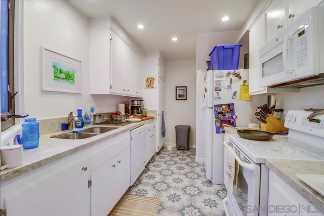 3960 Voltaire St - Photo 1