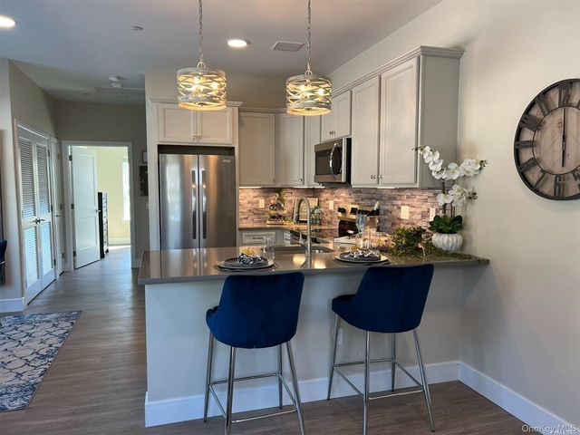1080 New York Avenue - Photo 1