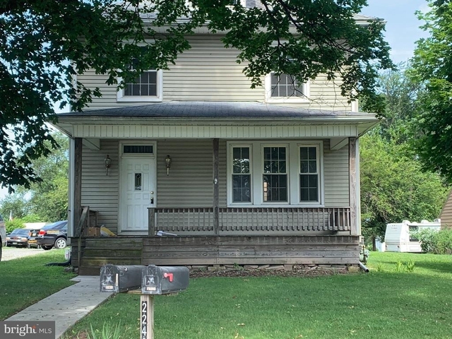 2243 Sunset Lane - Photo 1