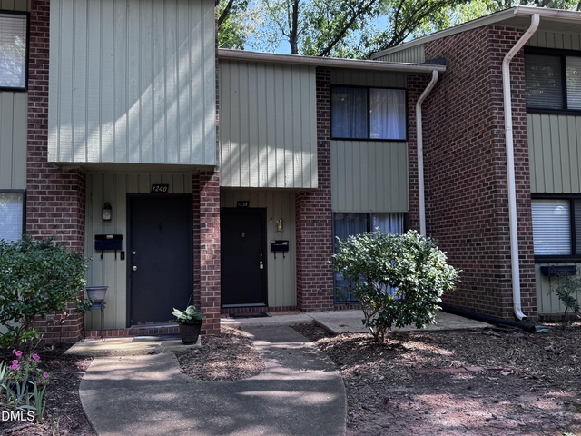 1238 Teakwood Place - Photo 1