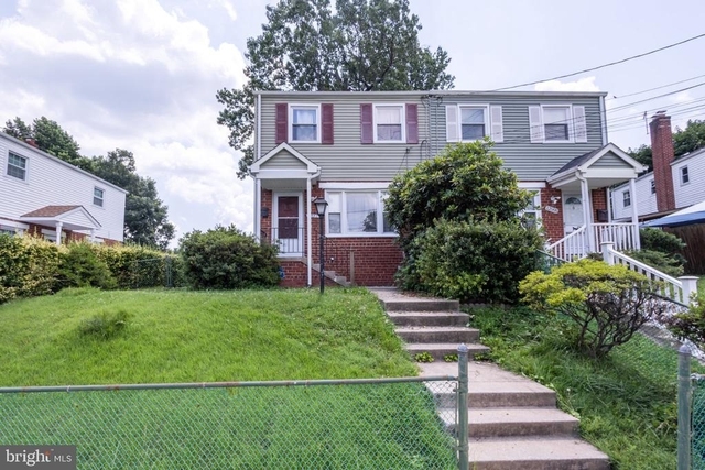 12007 Livingston Street - Photo 1