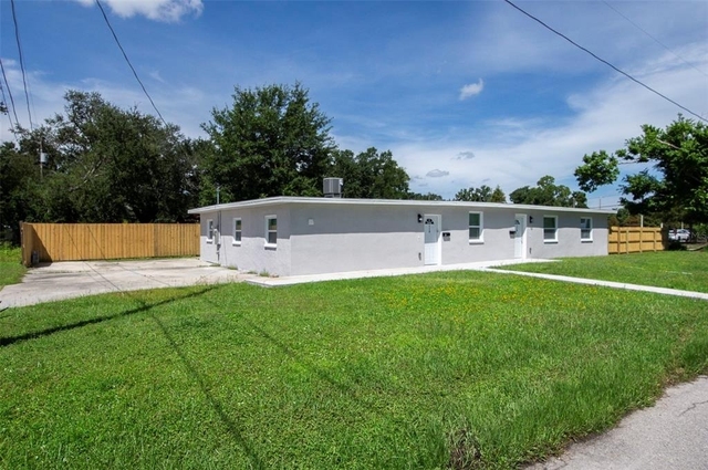 8180 42nd Street N - Photo 1