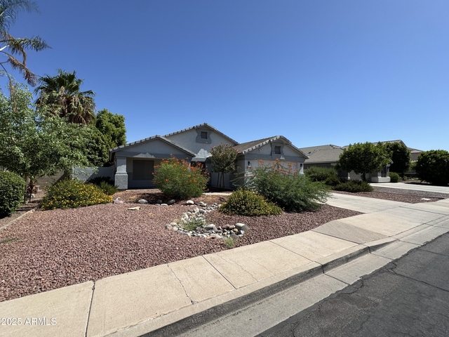 3250 E Ford Avenue - Photo 1