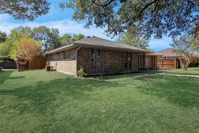 742 Ridge Crest Drive - Photo 1