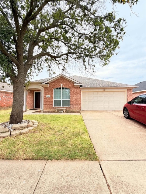 625 Soledad - Photo 1