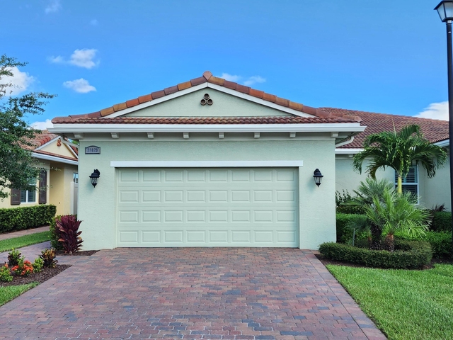 21029 Sw Modena Way - Photo 1